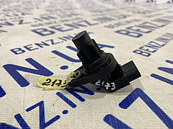 Датчик положення розподільного валу Mercedes W204, C207, W212 A0061537728