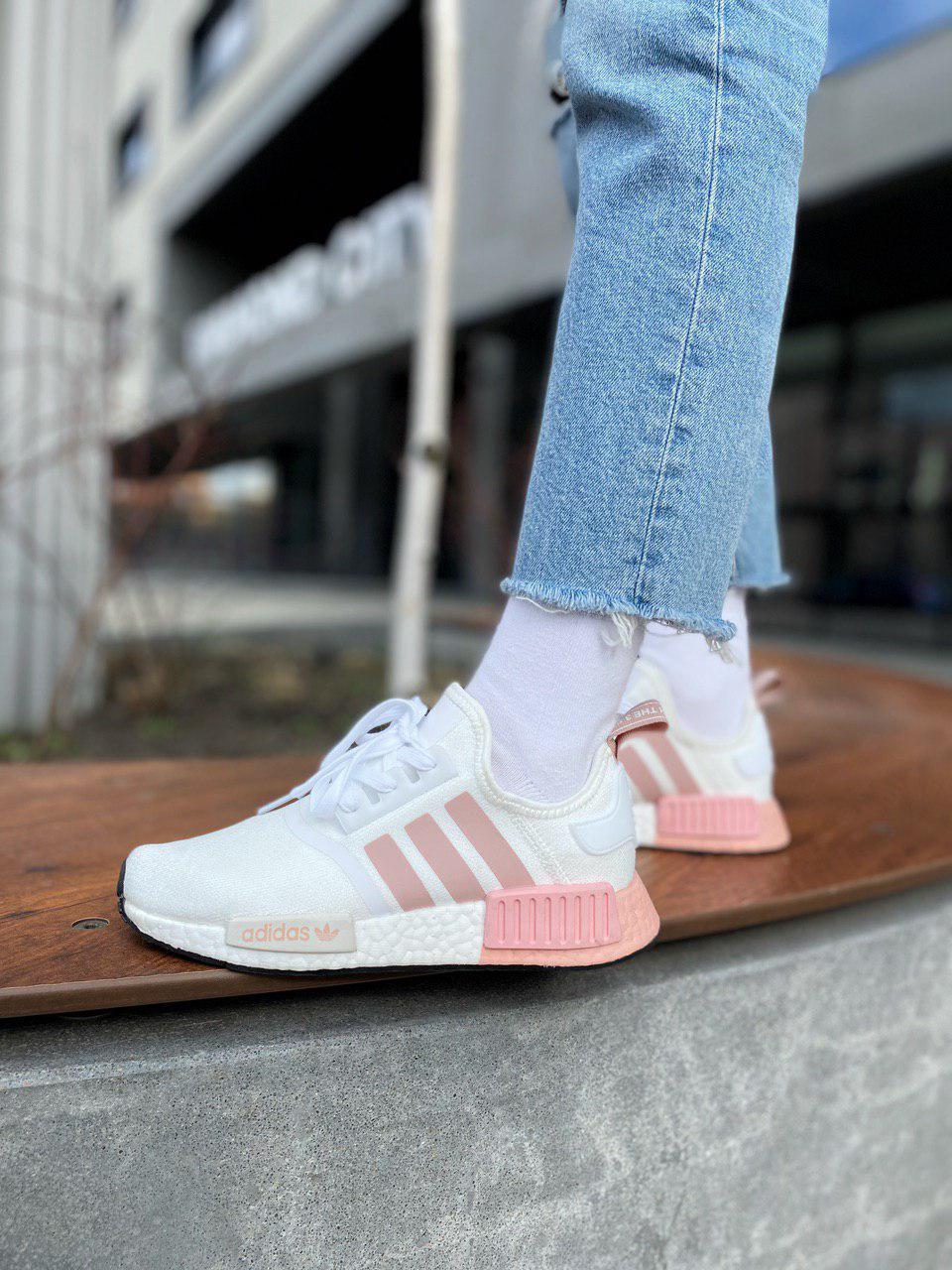 Кросівки жіночі Adidas NMD White Pink білі з рожевим повсякденні легкі