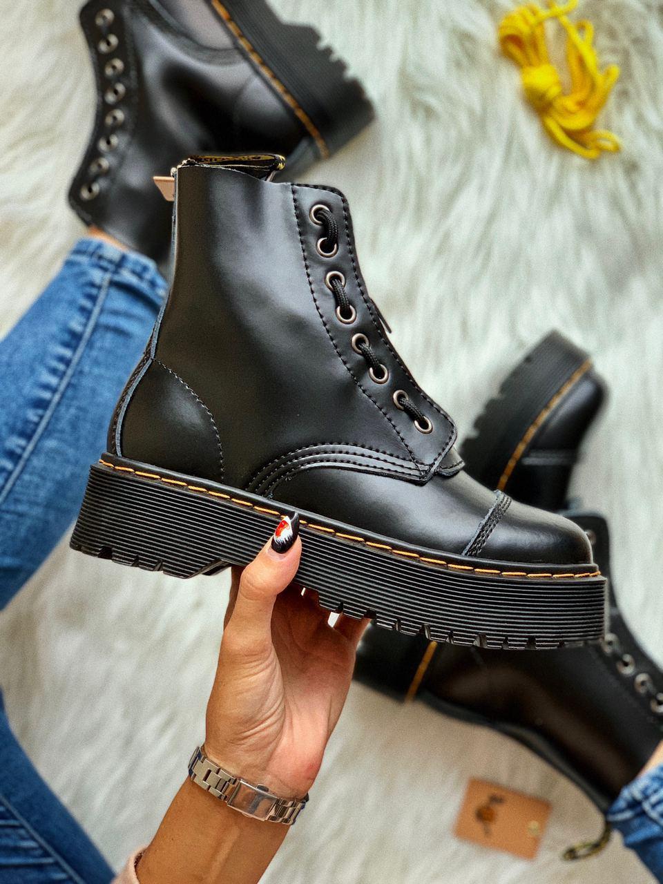 Жіночі демісезонні черевики Dr.Martens Jadon Black Zip шкіряні чорні (мартинсы чорні жадон)