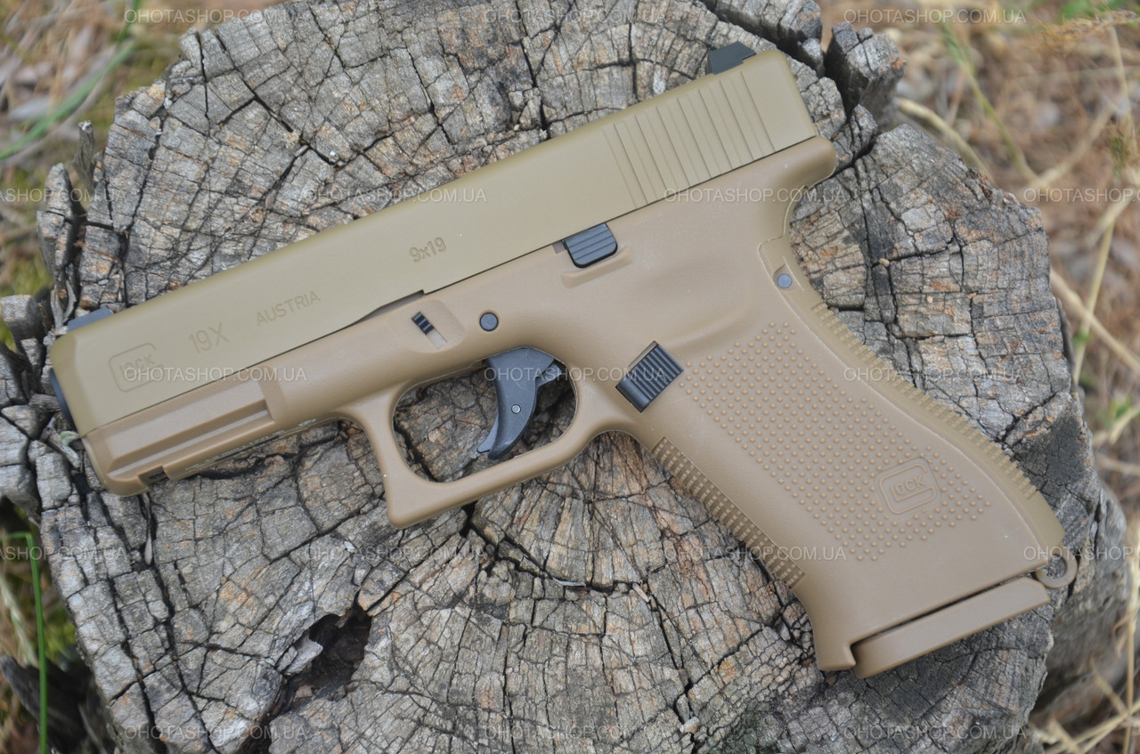 Пневматичний пістолет Umarex Glock 19 X FDE