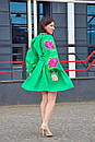 Зелене плаття вишиванка, яскраве плаття халат із заходом, вишиванка льон, вишите плаття бохо-шик, фото 4