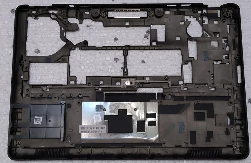 Dell latitude E6530 Корпус D (нижня частина корпусу) б/в
