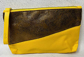 Стильна косметичка IPSY