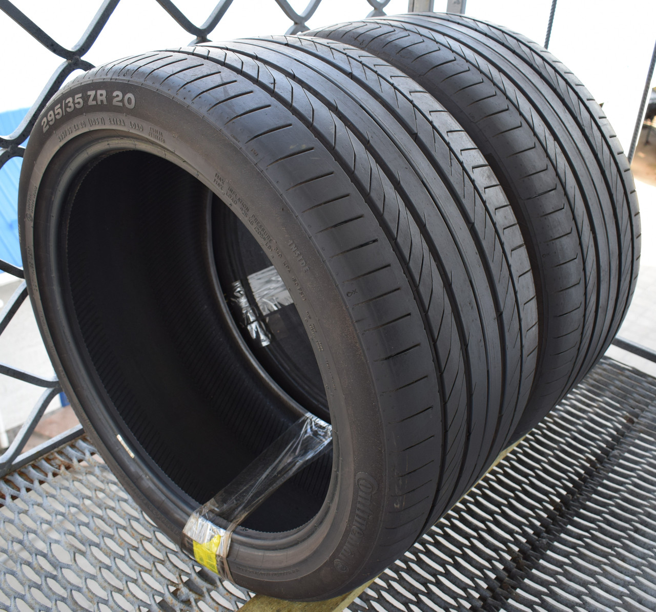 Шини б/у 295/35 R20 Continental ContiSportContact 5P, ЛІТО, пара, 6 мм