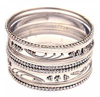 Комплект из 14 браслетов кольцо белый d = 7 см.
