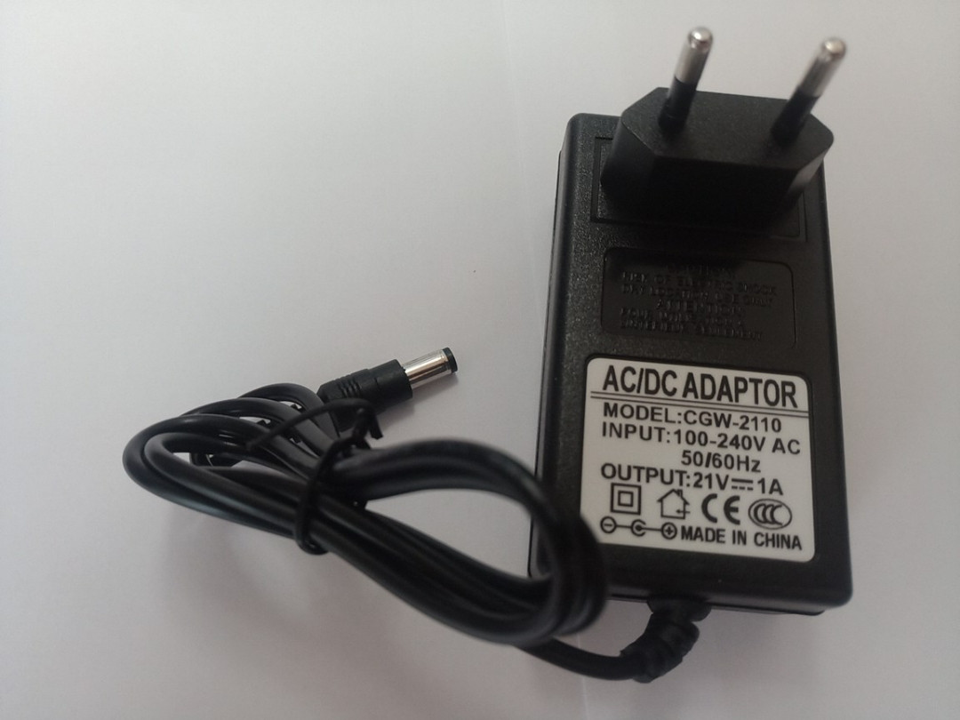 Блок живлення Li-ion 5S DC 21V 1а 1а CC/CV Зарядка літієвих акумуляторів Блок живлення для шурупокрута