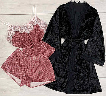 Велюровий домашній комплект-трійка халат чорний + майка із шортами.