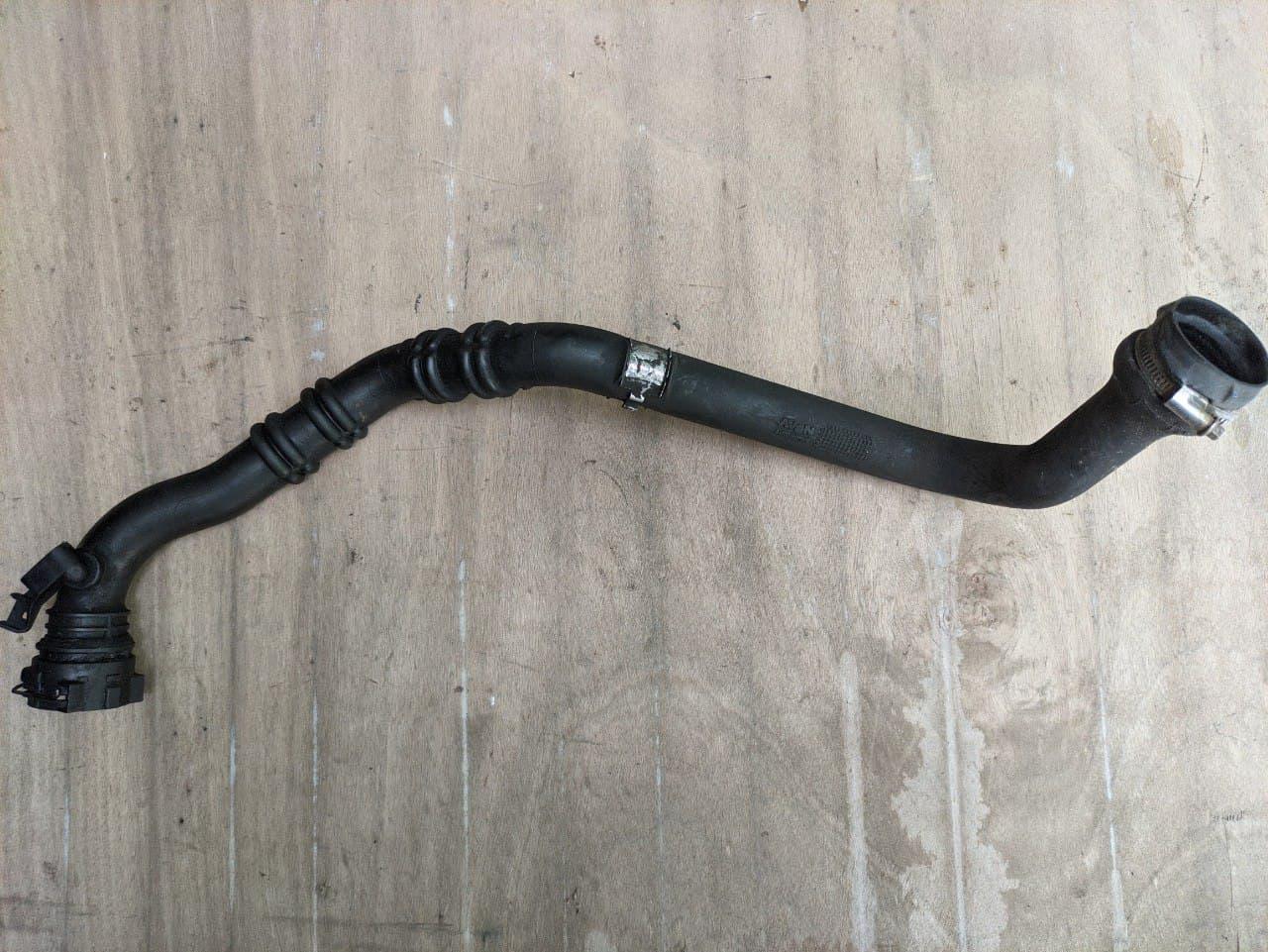 Патрубок інтеркулера Renault Kangoo 2, 1.5, 2008-, 8200688708 (Б/У)