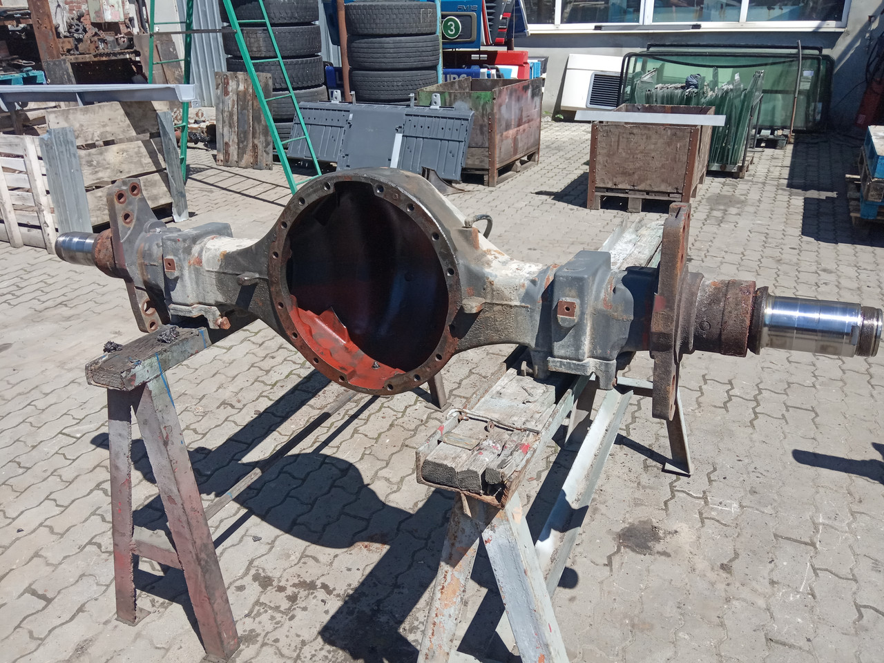 Балка заднього моста MS17X RVI MAGNUM