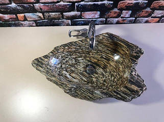 Умивальники з цеоліту, каврца та інших натуральних порід