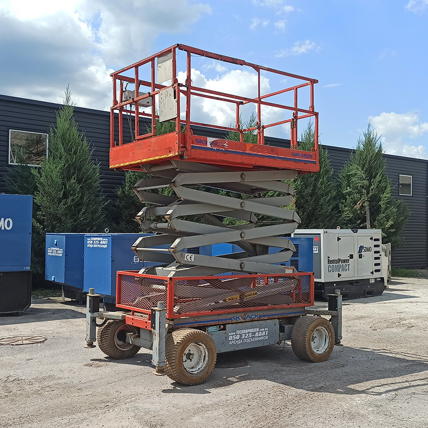 Ножичний електричний підйомник Skyjack ЅЈ6832Е 2005 б/в