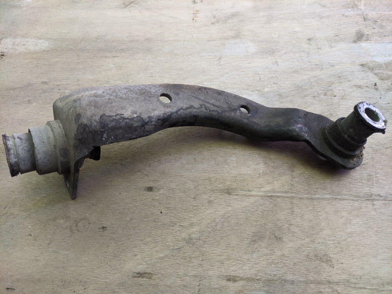 Кронштейн кріплення підрамника правий Renault Kangoo 2, 2008-, 8200361270 (Б/У), фото 1