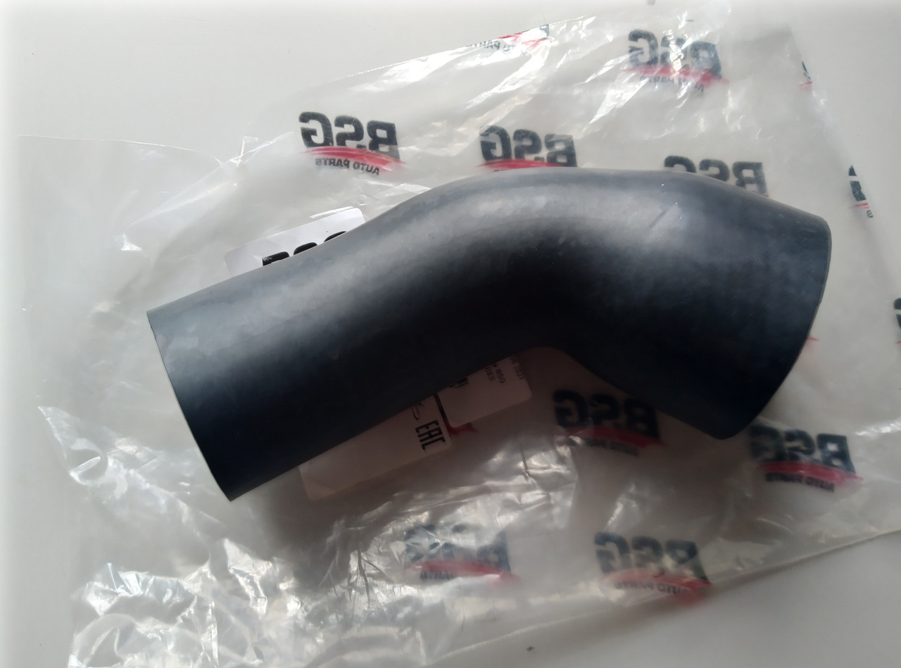 Патрубок інтеркулера BSG BSG 60-720-012 MERCEDES VITO CDI