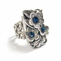 Модное и потрясающе красивое серебряное кольцо, размер 16,5