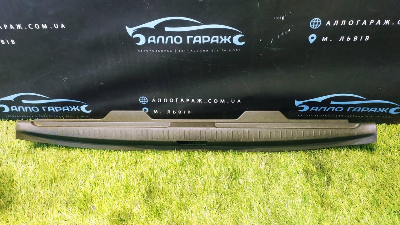 Накладка в багажник Рено Гранд Сценік 3 1.5 dci 2009- 2015 Renault Scenic 3, фото 1