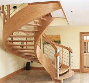 Дерев'яні сходи