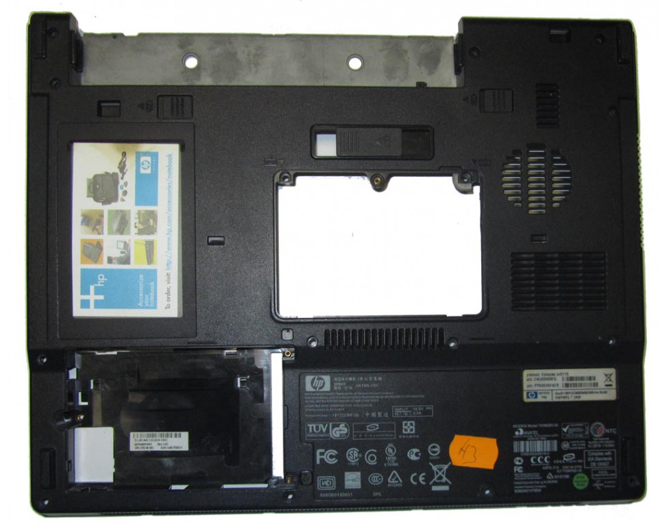 HP Compaq nx6110 Корпус D (нижня частина корпусу) б/в