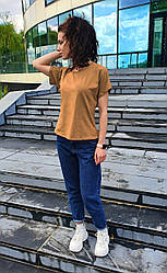 Жіноча футболка