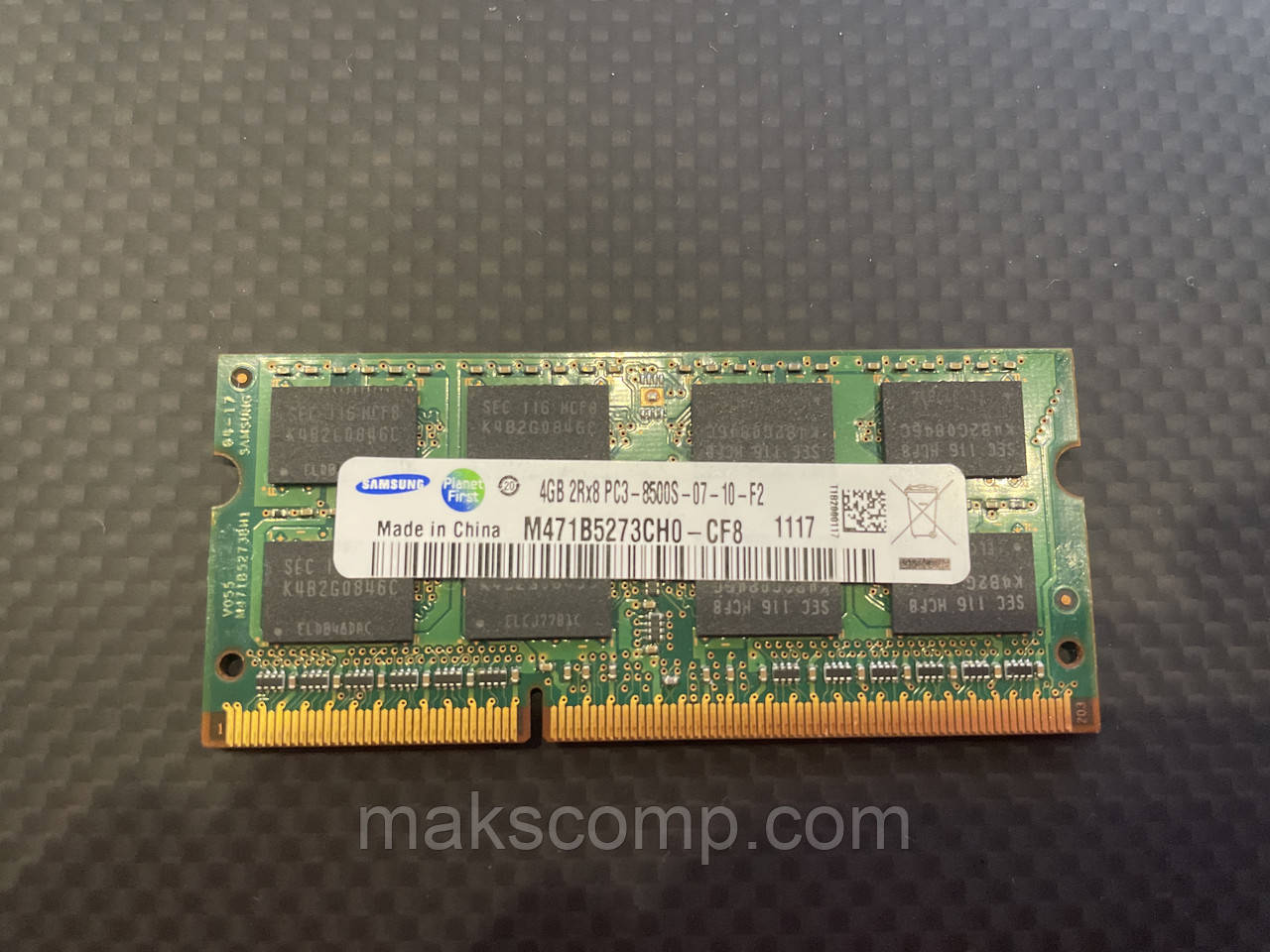 Пам'ять Samsung 4Gb So-DIMM PC3-8500S DDR3-1066 1.5 v (M471B5273CH0-CF8