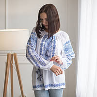 Вишиванка жіноча "Зірка матері" вишита на білому шифоні синіми нитками, довгий рукав манжет.