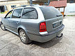 Фаркоп - Volkswagen Golf 4 Універсал, повний привод (1997-2007) з'ємний на двох болтах