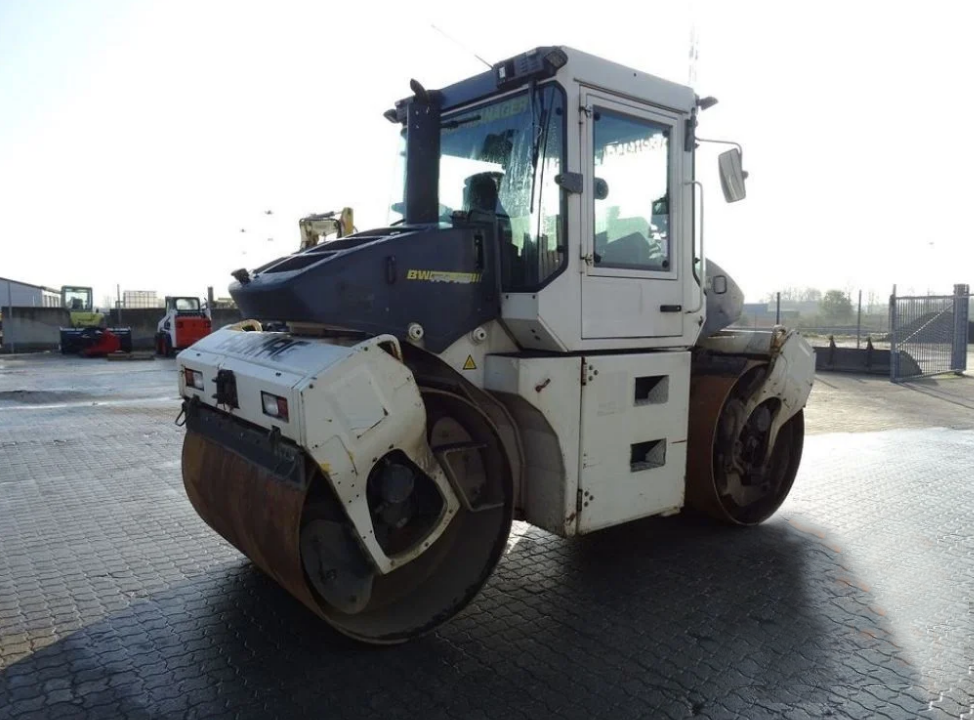 Дорожній коток Bomag BW174AD (2006 р)