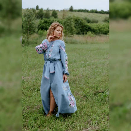 Довга жіноча сукня вишиванка із льна довгий рукав під замовлення блакитний, фото 1