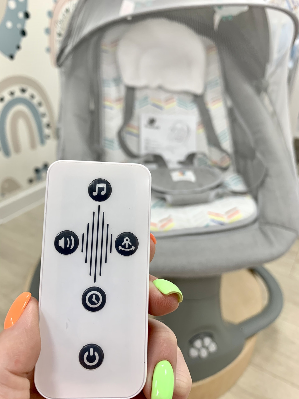 Купити Заколисуючий центр 8104 з USB і Bluetooth від народження, ціна ...