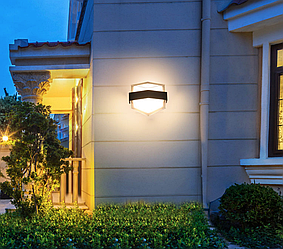 Вуличний настінний світильник. Модель RD-2041