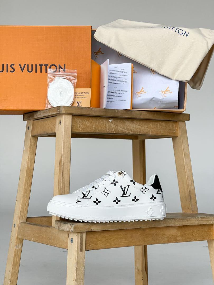 Жіночі Кросівки LV White Black  36-39