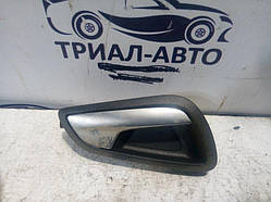 Ручка дверей внутрішня права FORD Focus 2011-2019 1746825 (Арт.16227)