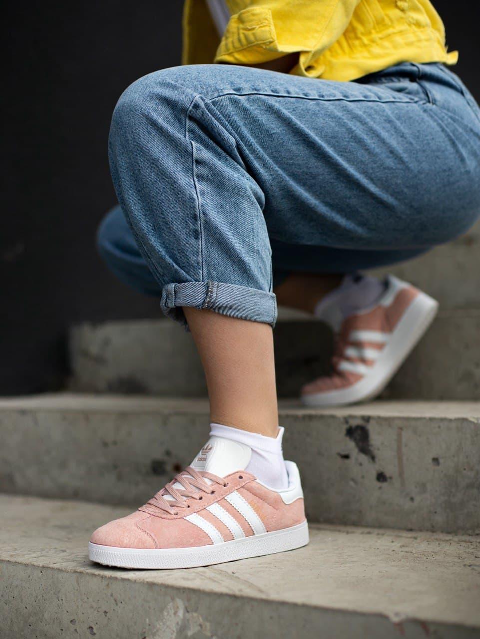 Кросівки жіночі рожеві Adidas Gazelle (00173)