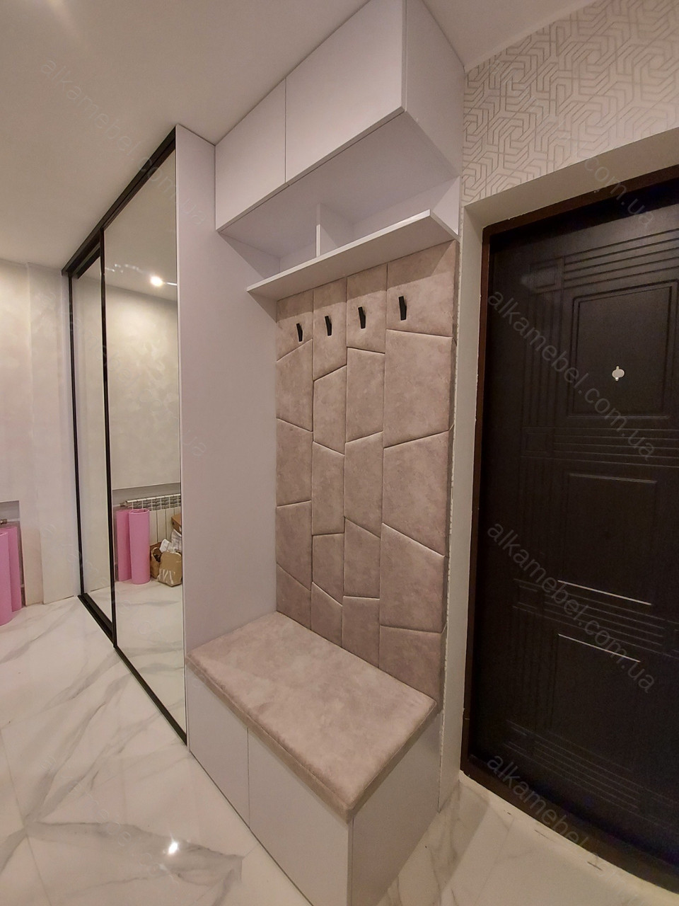 Шафа купе з профілем Zola чорний браш + дзеркало. М'який передпокій із гачками., фото 1