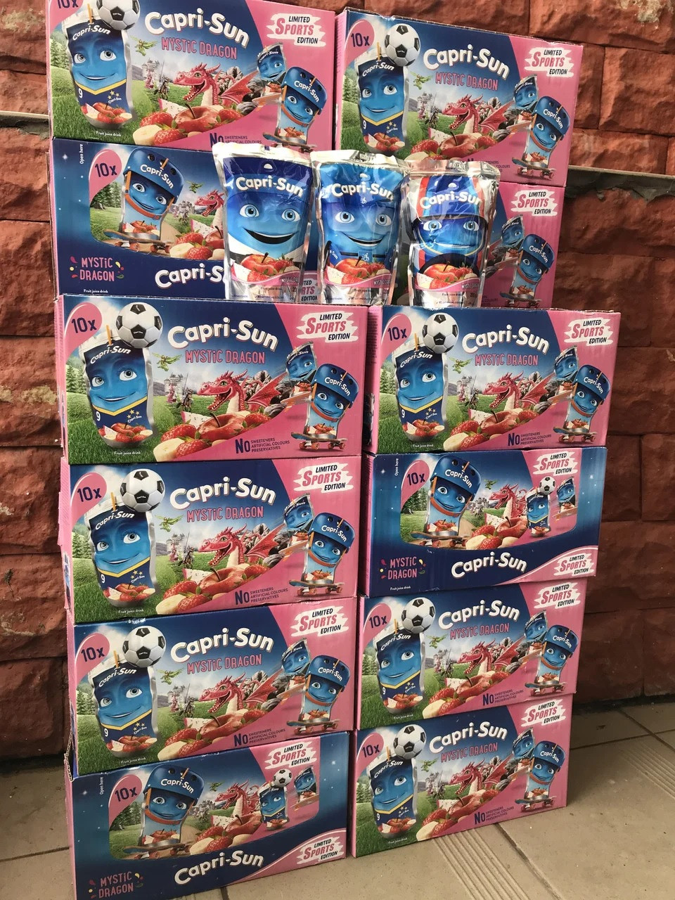 Сік дитячий Капрізон Capri-Sun Mystic Dragon 200 мл (40 шт./4 уп) Німеччина