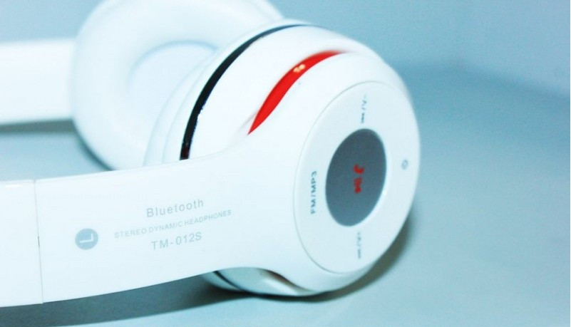 Бездротові Bluetooth-навушники White TM-012S + Гарнітура