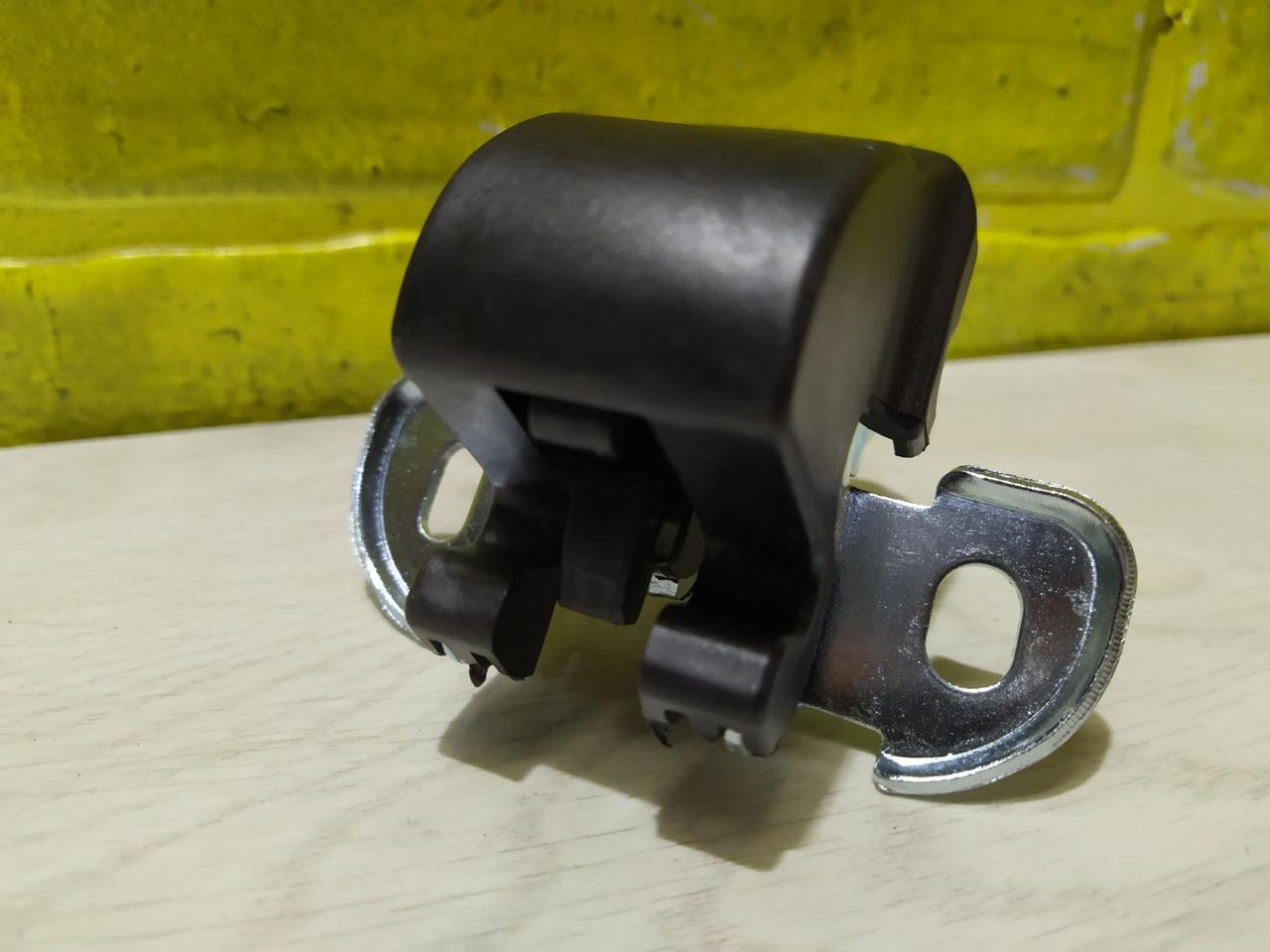 Замок дверей задній нижній лівий/правий Renault Master 2 1997–2010 (распашенка), фото 1