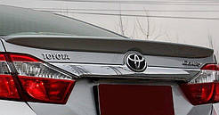Спойлер на кришку багажника для Toyota Camry (50) 2011-