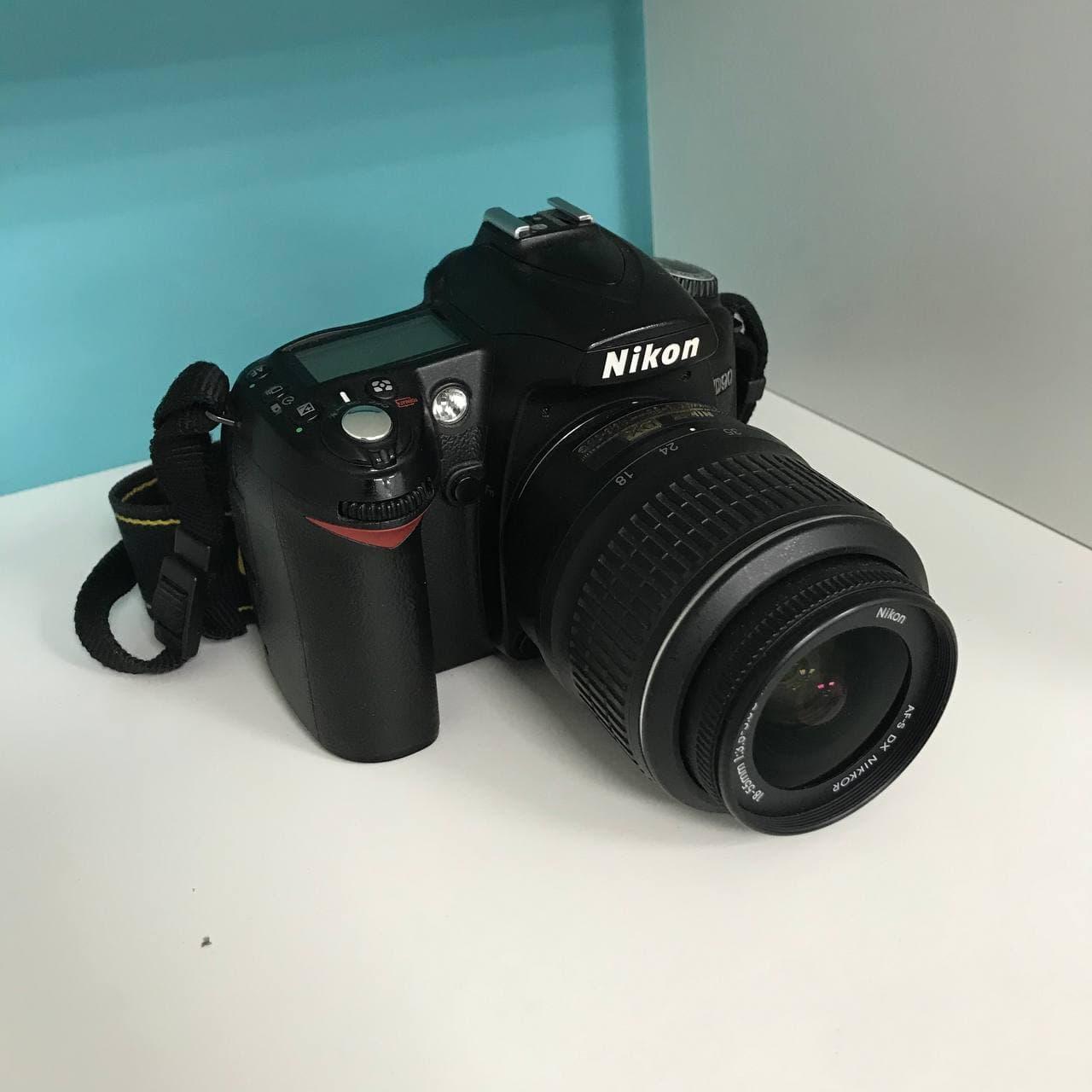 БО фотоапарат Nikon D90 с линзой 18-55mm