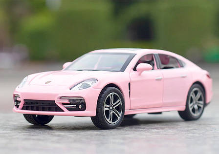 Модель автомобіля Porsche Panamera масштаб: 1:32. Іграшкова машина Порш Панамера рожевого кольору, фото 2