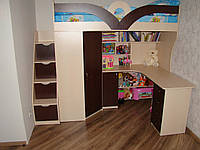 Детская кровать-чердак с рабочей зоной, угловым шкафом, тумбой и лестницей-комодом КЛ27