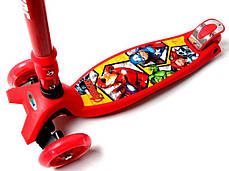 Самокат Maxi Scooter Disney Супер Герої Marvel Avengers з нахилом керма складною ручкою, фото 3