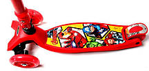 Самокат Maxi Scooter Disney Супер Герої Marvel Avengers з нахилом керма складною ручкою, фото 2