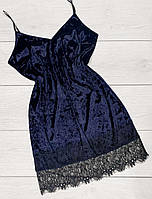 Женский бархатный пеньюар с нежным французским кружевом. Домашняя одежда