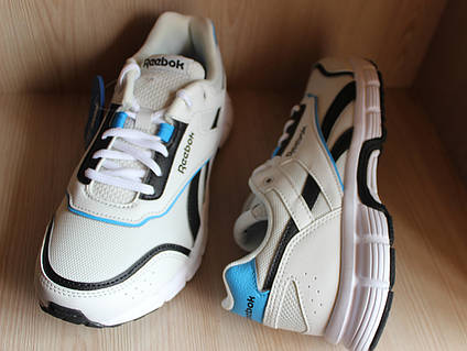 Reebok royal run finish best sale