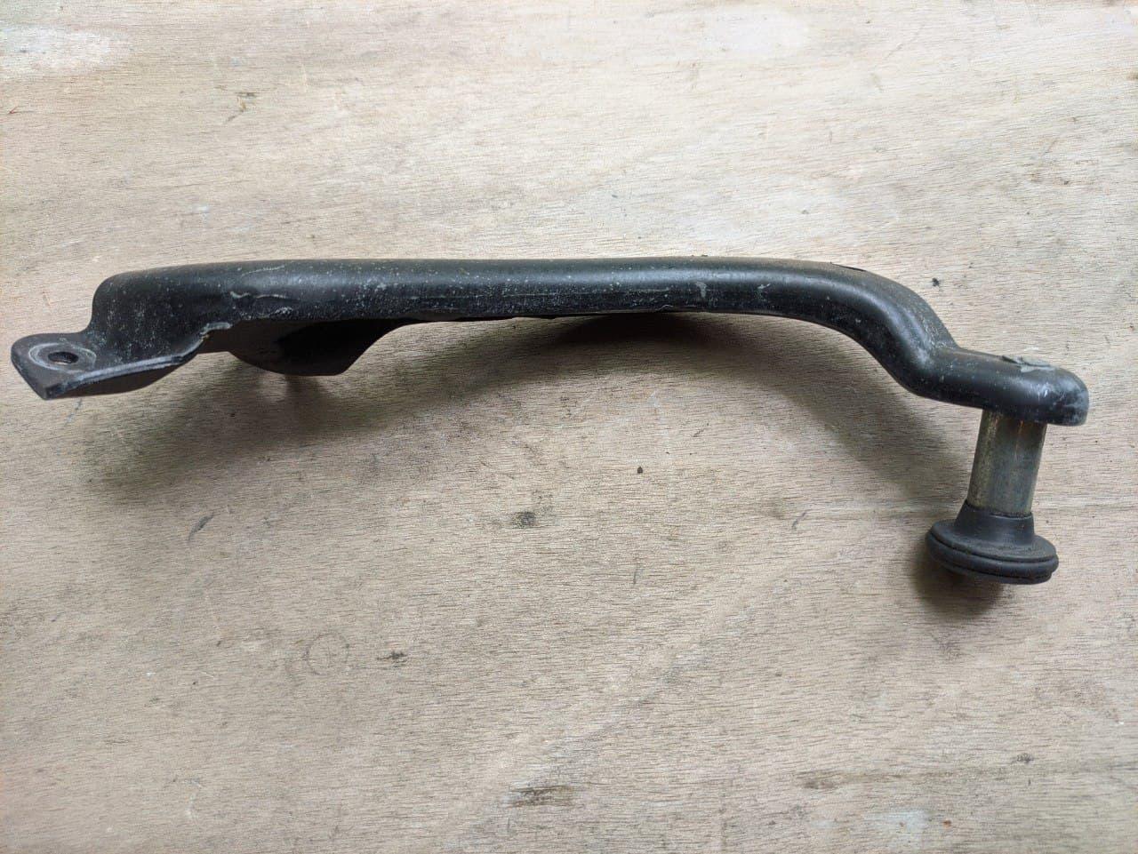 Ролик розсувних правих дверей (верхній) Renault Trafic, Opel Vivaro 2001-2014, 7700312370 (Б/У)