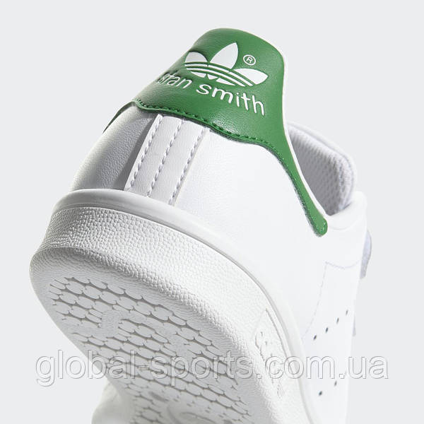 S82702 adidas deals