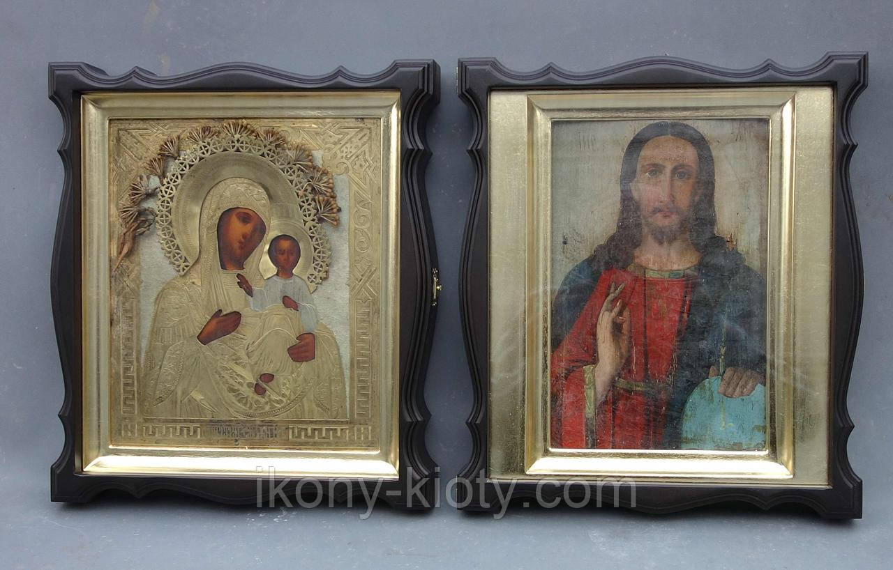 Фігурні кіоти для ікон з внутрішніми дерев'яними рамами під золото