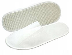 Тапочки одноразові флізелінові із закритим носком