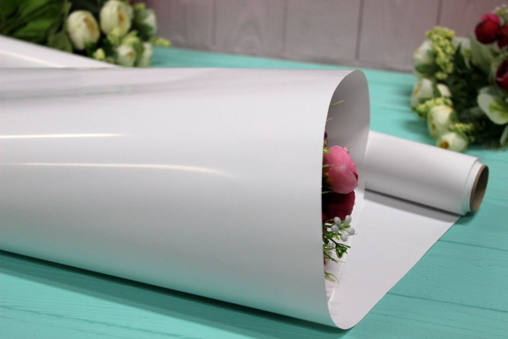 Калька/плівка пакувальна матова для квітів 50 см*10 м біла