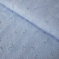 Батист світло-блакитний вишитий з квіточками, ш. 140 см